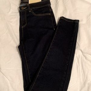 Michael Kors jeans, size 4. Tags on and never worn.